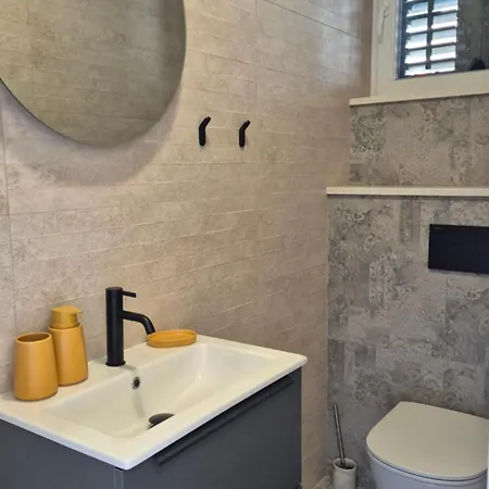 Apartment Vicia Faba Postira