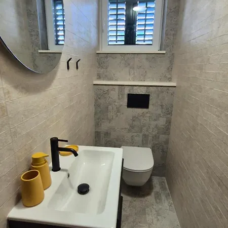Apartment Vicia Faba Postira