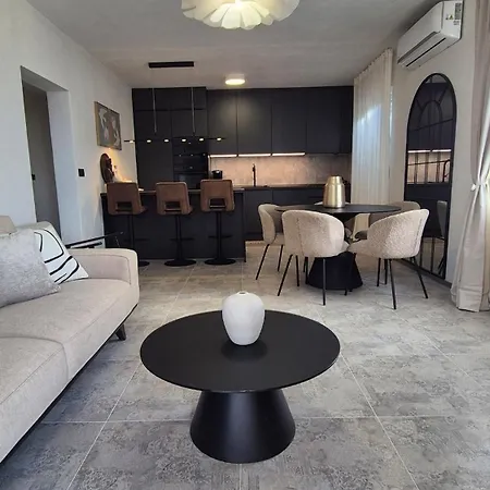 Apartment Vicia Faba Postira